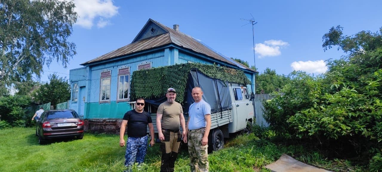 Продолжаем помогать в ликвидации последствий непогоды в Хомутовском районе 