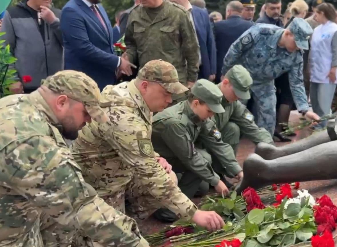 В День ветеранов боевых действий в Георгиевском сквере прошел памятный митинг