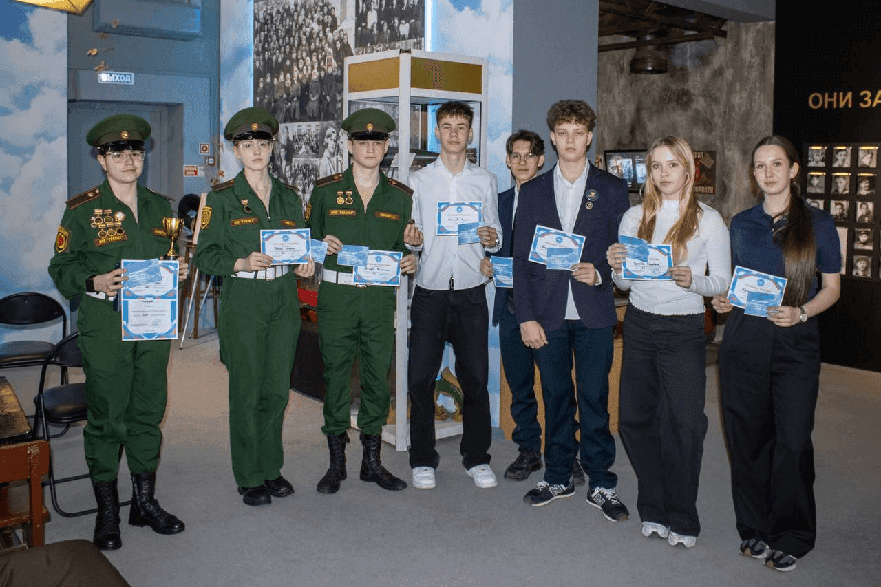 Что нужно бойцу на передовой помимо отличной физической подготовки? 