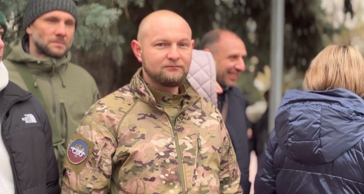 В День Героев Отечества в Курске прошла церемония возложения