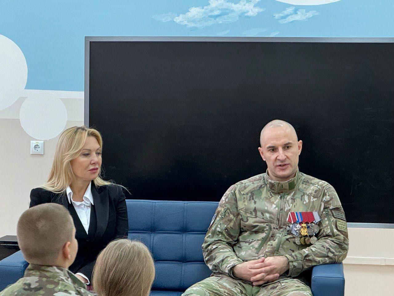 Быть примером для будущих защитников